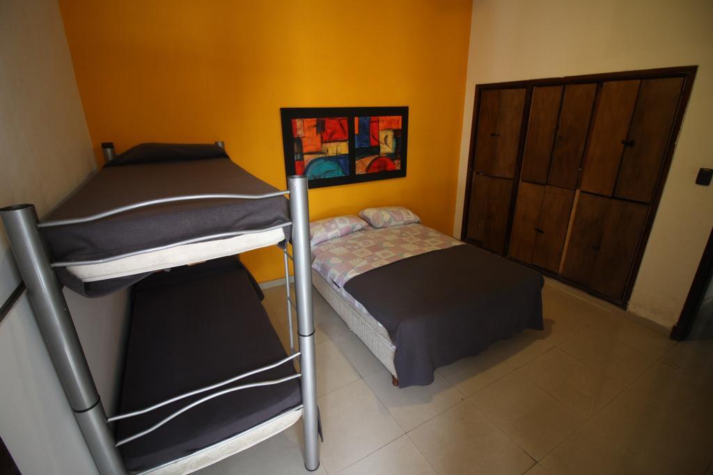 Link Cordoba Hostel Exterior photo